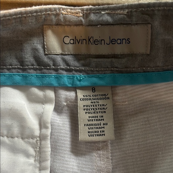 Calvin Klein Light Tan Shorts - Picture 4 of 4